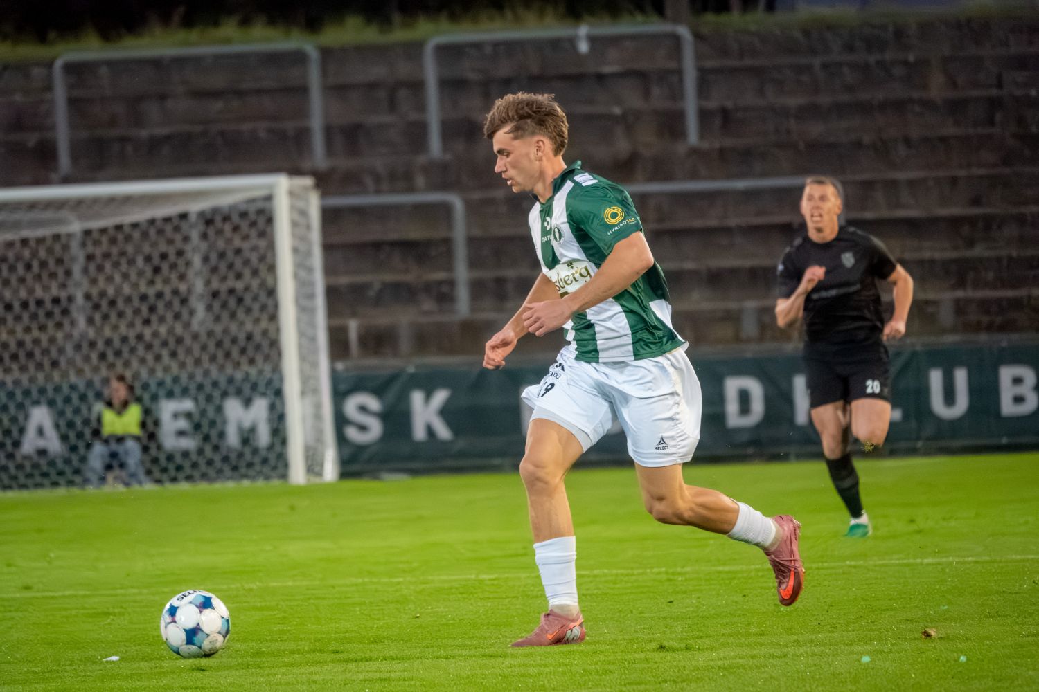 Top 5: Se de bedste mål fra runde 17 i 2. division